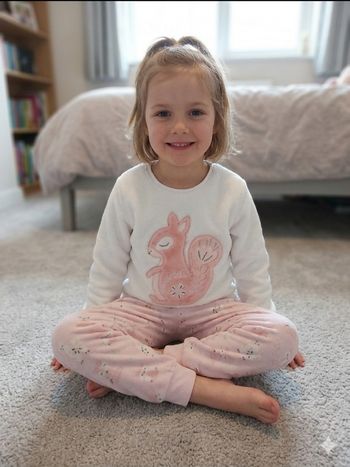 Pyjama fille C&a 6 ans
