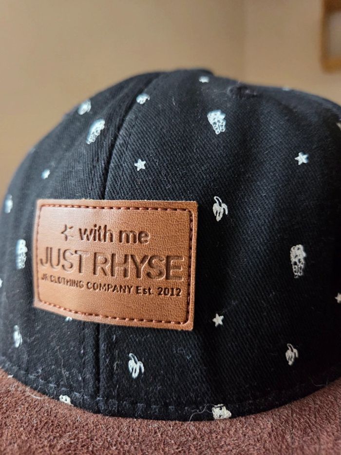 Casquette noir et marron - photo numéro 4