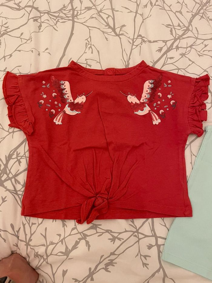 Lot 3 t-shirts et 1 boléro en 3 ans - photo numéro 4