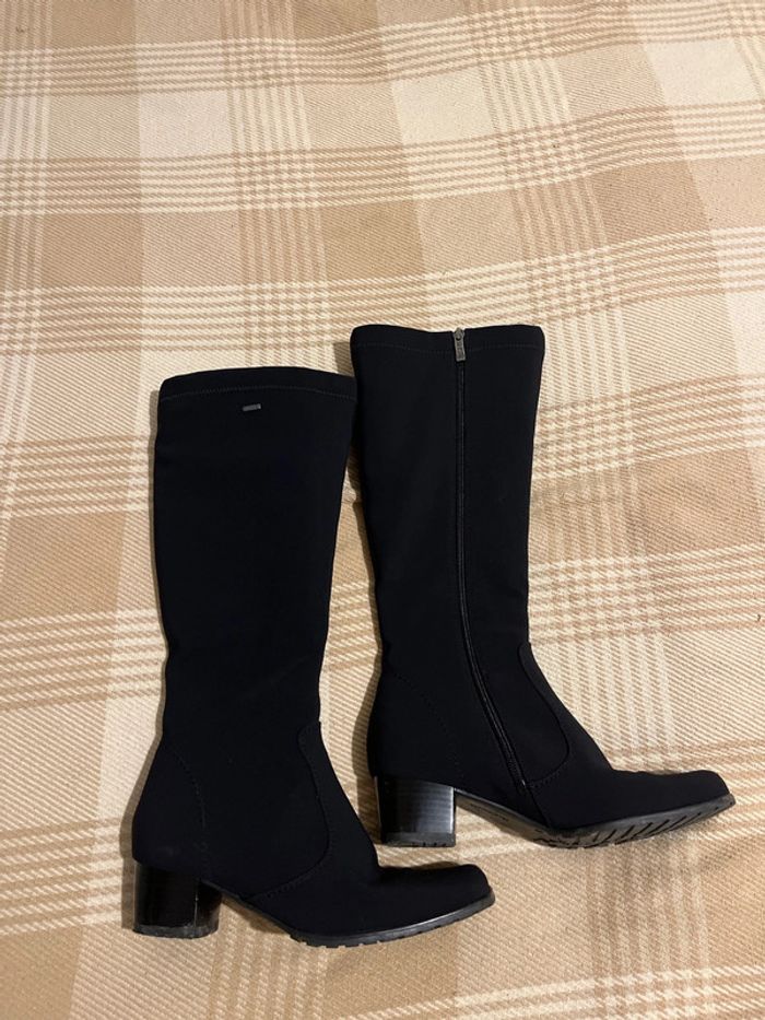 Superbes bottes ARA pointure 39 en gore tex