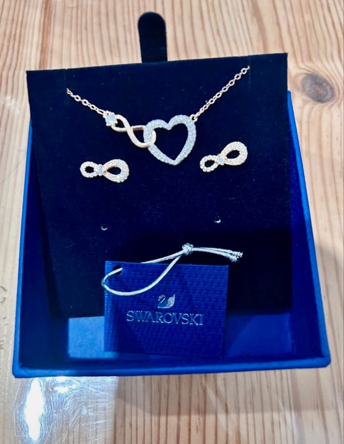 Parure Swarovski - photo numéro 4