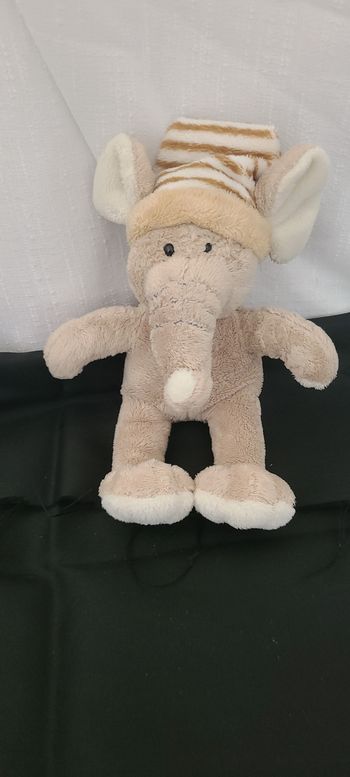 Doudou Eléphant Elephant Planet Pluch Jemini marron écru beige bonnet rayé