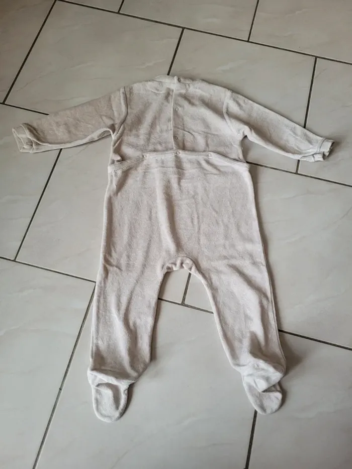 Lot de 4 pyjamas fille en 18 mois - photo numéro 3