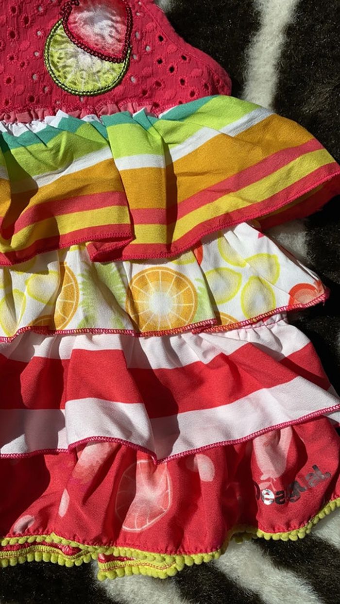 Blouse desigual sans manche 3-4 ans ( 104) neuve - photo numéro 3