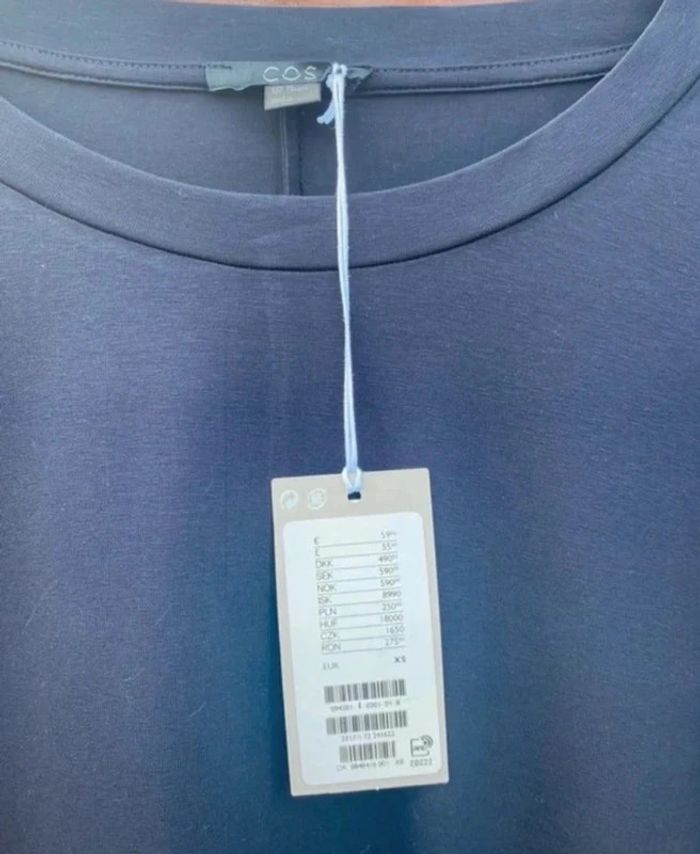 Robe Cos taille XS neuve Coupe ample Convient à un S - photo numéro 3