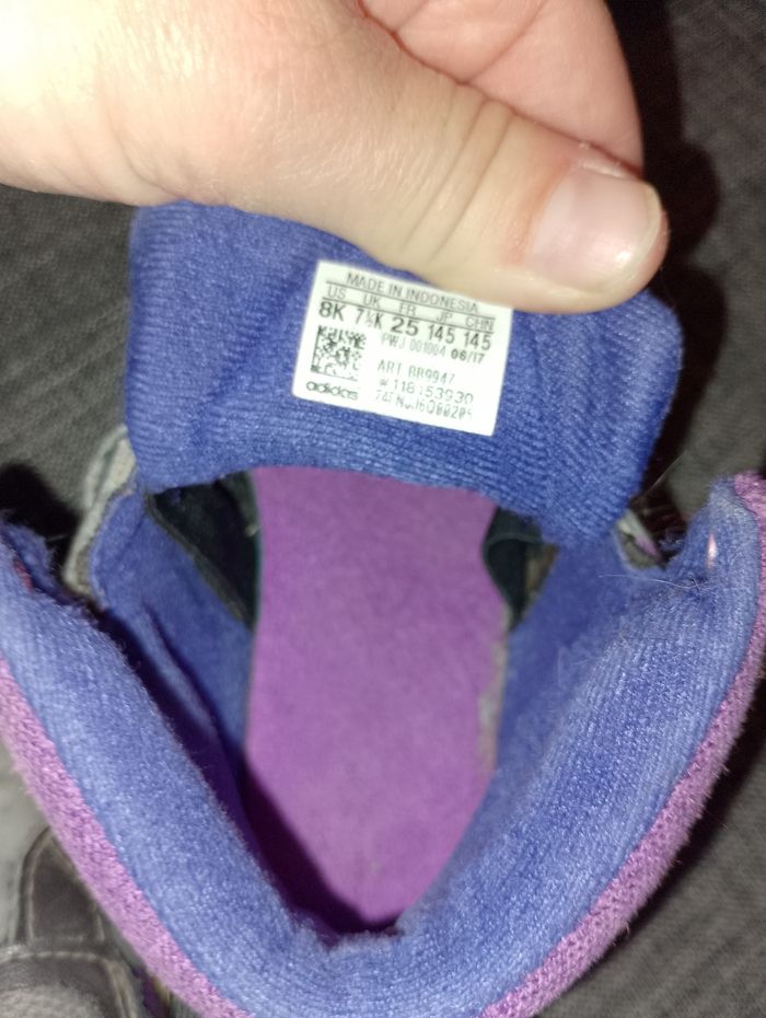 Différentes chaussures pointure 25 - photo numéro 9