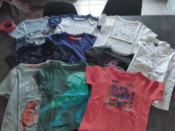 Lot tee shirt garcon 6 ans