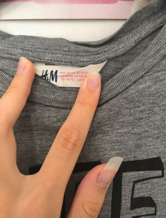 T-shirt gris chiné avec inscription noir H&M 10/12 ans - photo numéro 2