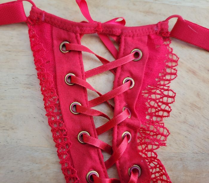 Lingerie soutien gorge et shorty - photo numéro 3