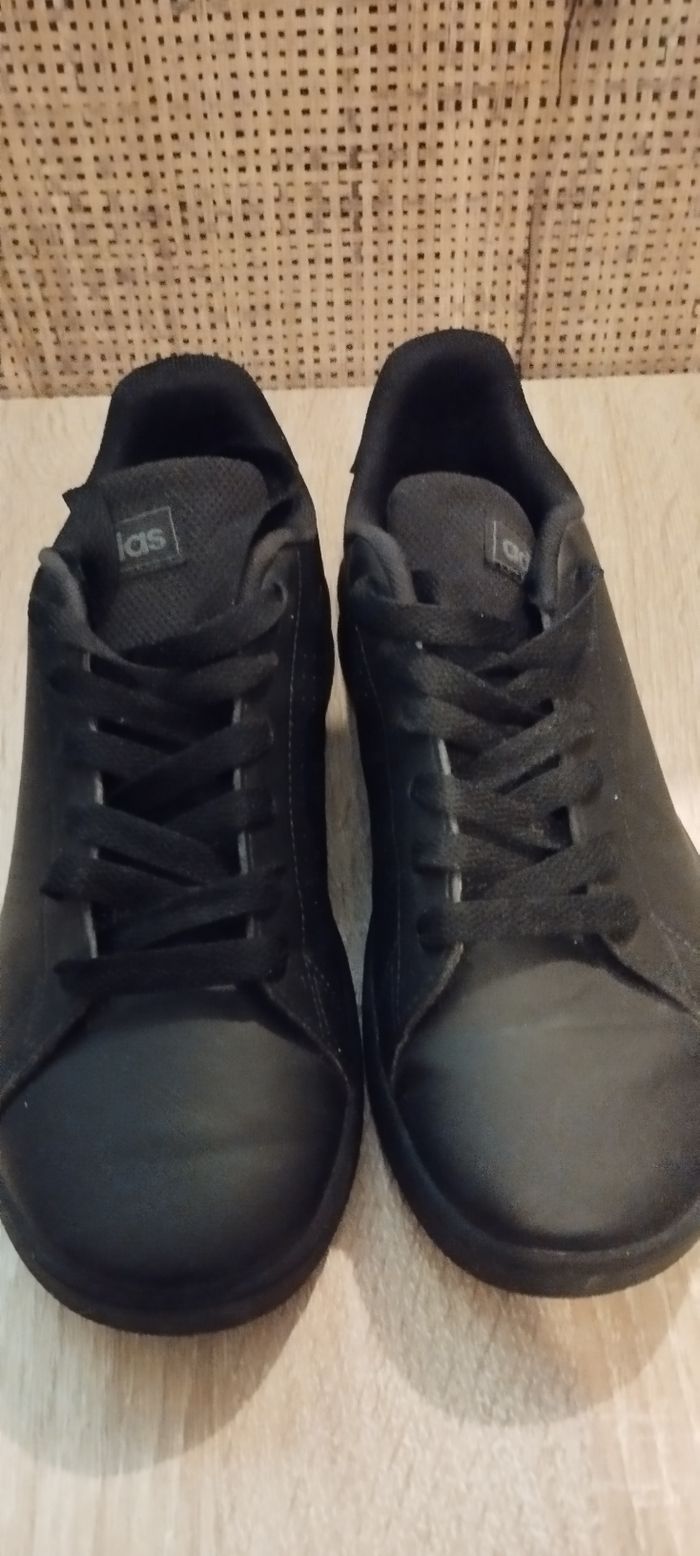 Baskets Adidas noires - photo numéro 3