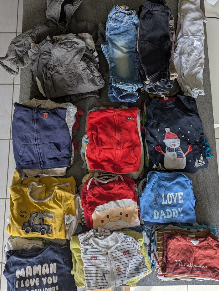Lot de vêtements 18 mois