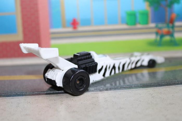 Hot wheels dragster - photo numéro 5