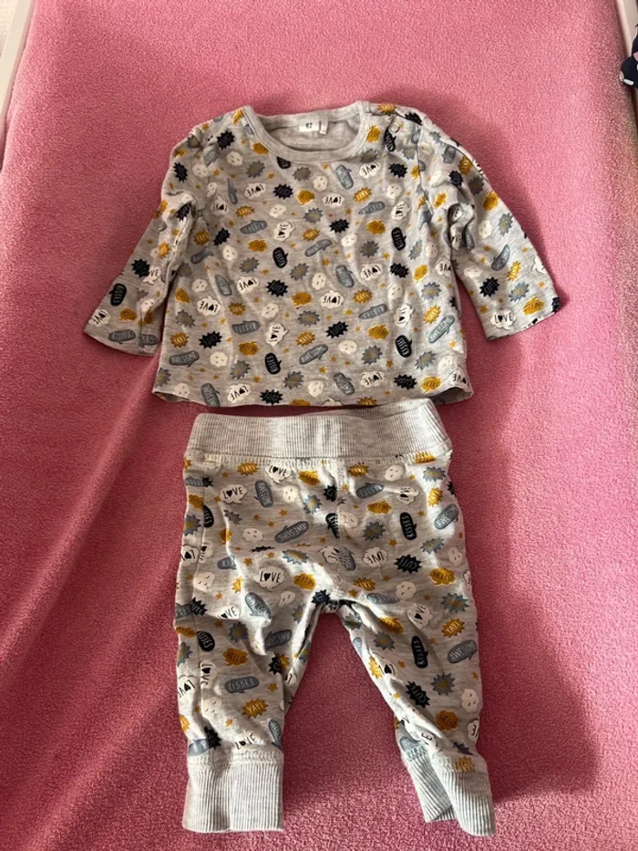 Ensemble taille 3 mois