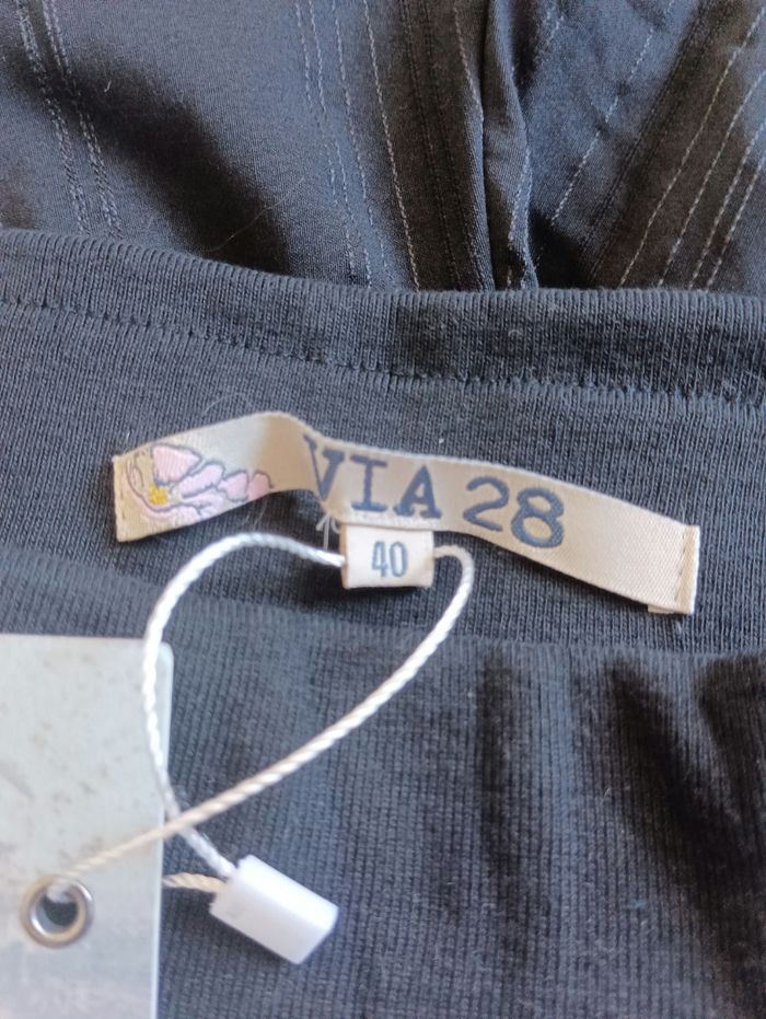 Pantacourt Taille 40 Neuf - photo numéro 3