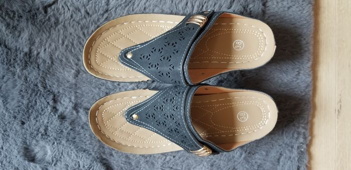 Sandales Compensées Etat Neuf - photo numéro 9