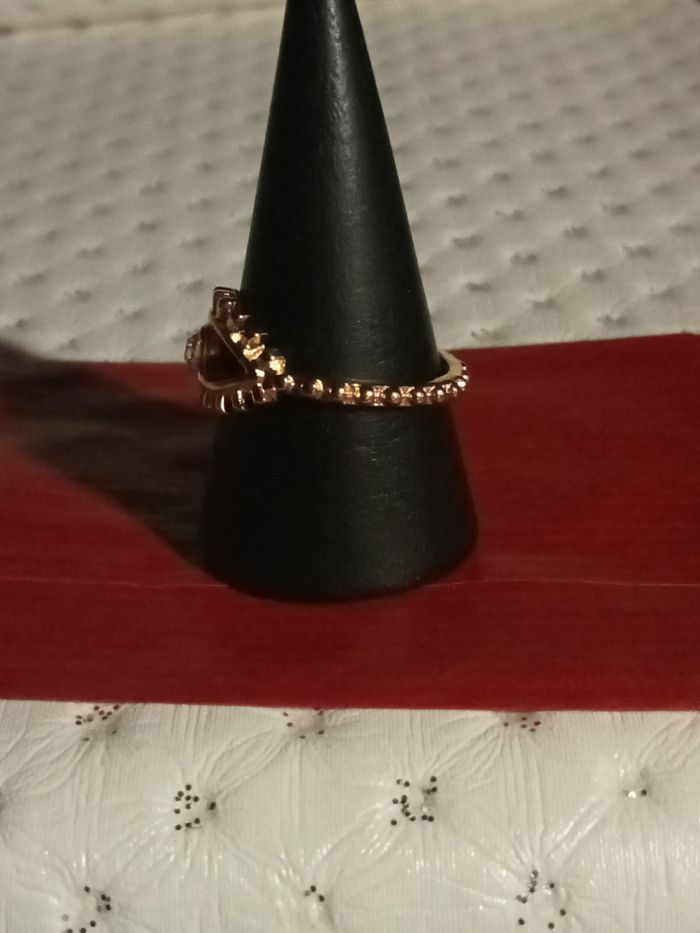 Tres belle bague , pour femme - photo numéro 3