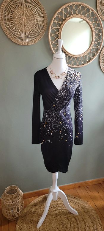 Jolie robe noir Taille S Parfait état