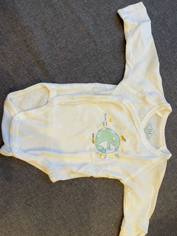 Lot de body 1 mois - photo numéro 5