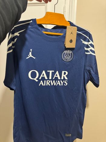 Maillot PSG bleu avec ailes taille S