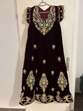 Très belle robe Fergani