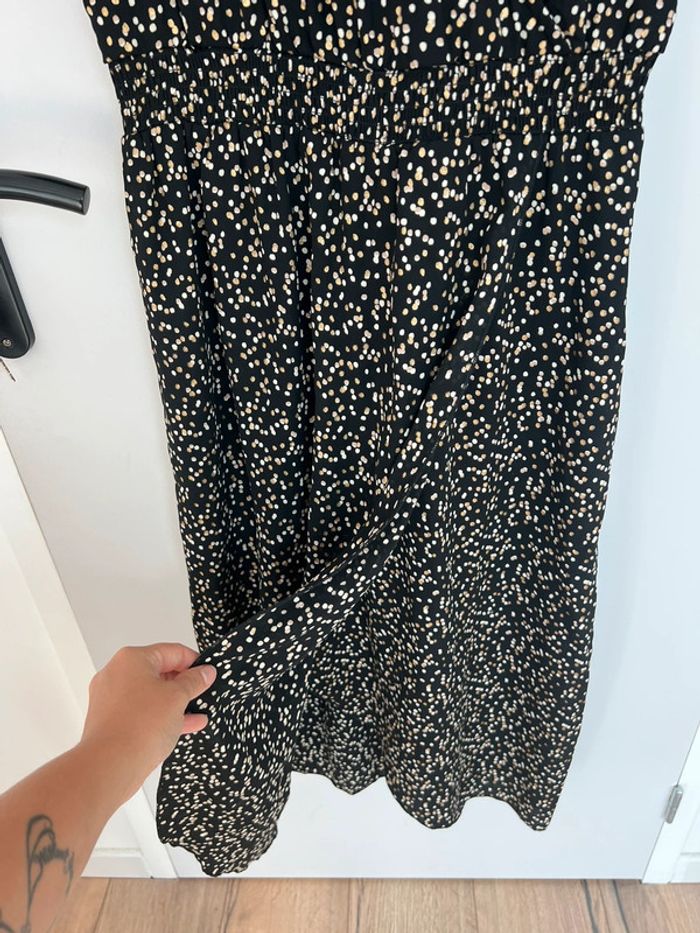 Jolie robe à pois dorés La Halle neuve 38 - photo numéro 7