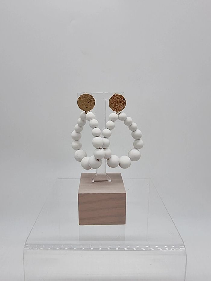 Paire de boucles d'oreilles pendantes - photo numéro 2