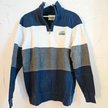 Pull col montant