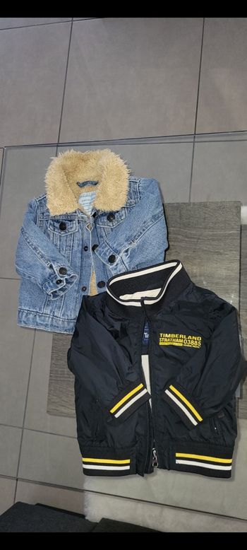 Lot 2 vestes timberland 6 mois
