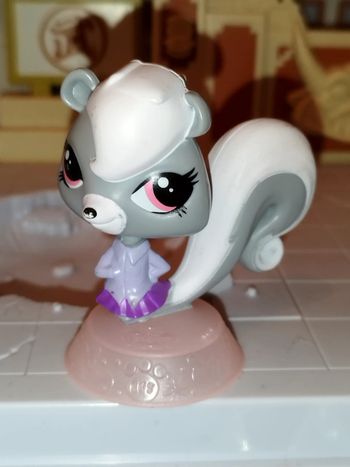 Littlest Pet Shop Pepper Clark petshop Mcdonald 2014 hasbro Figure Figurine