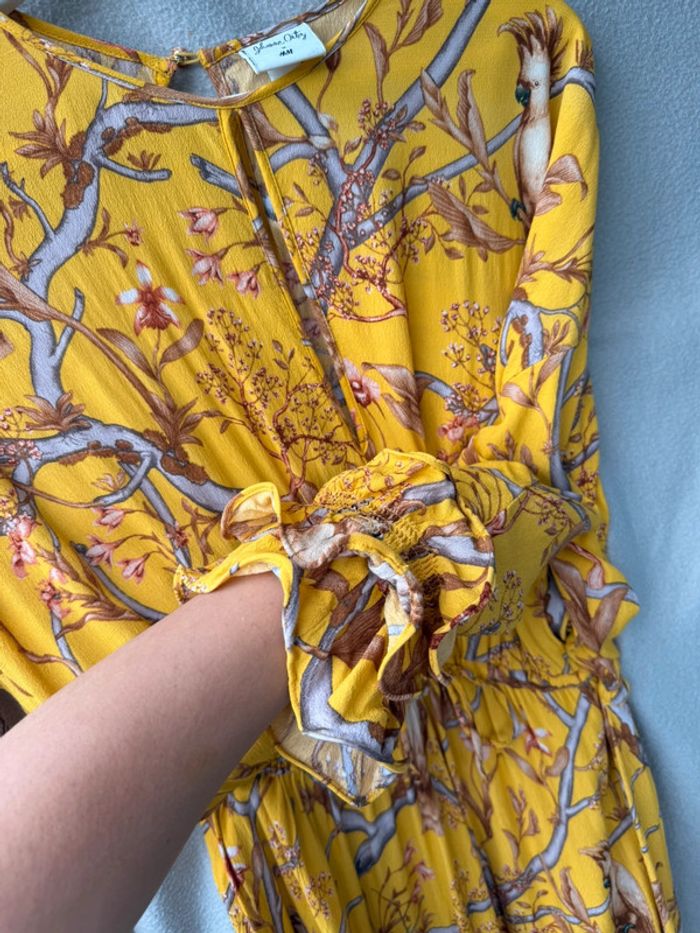 Très belle robe Johanna Ortiz - photo numéro 4