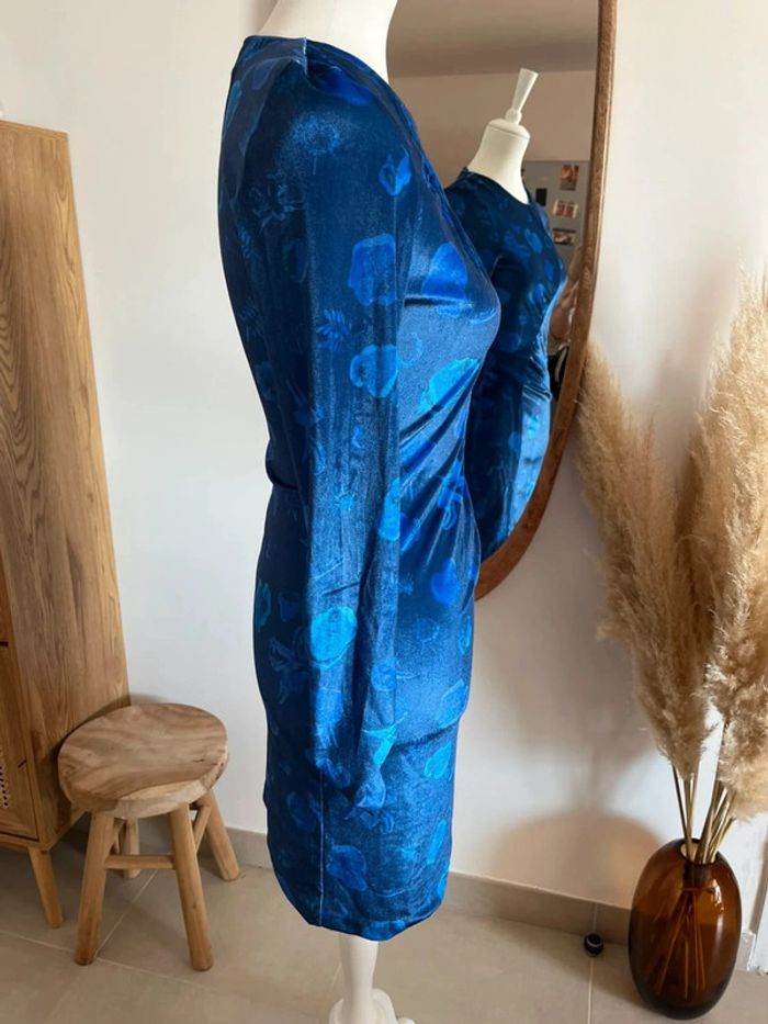Robe moulante de couleur bleu violacé Bimba y Lola - photo numéro 2