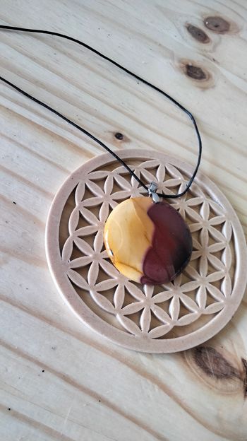 Véritable jaspe mookaite d'excellente qualité