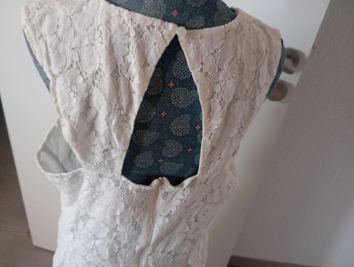 Robe dentelle - photo numéro 3