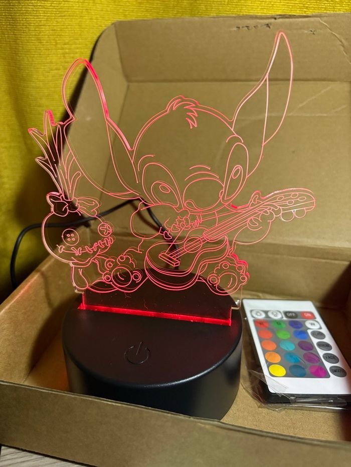 Veilleuse 3D Stitch qui change en 16 couleurs + télécommande ou interrupteur tactile NEUVE - photo numéro 4