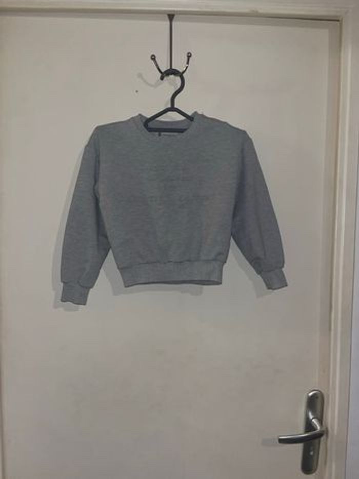 Pull gris - photo numéro 2