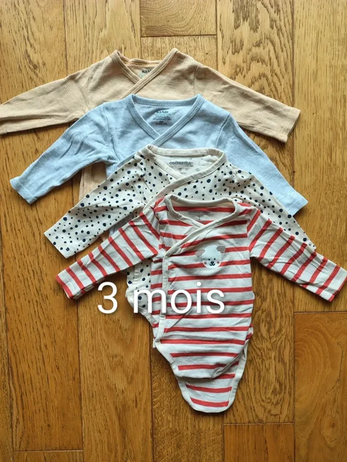 Lot body 3 mois