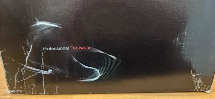 Chaussures de sécurité neuves - photo numéro 8