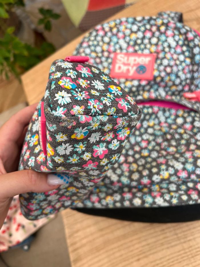 Sac à dos cartable superdry rentrée des classes Liberty à fleurs ensemble avec trousse - photo numéro 11