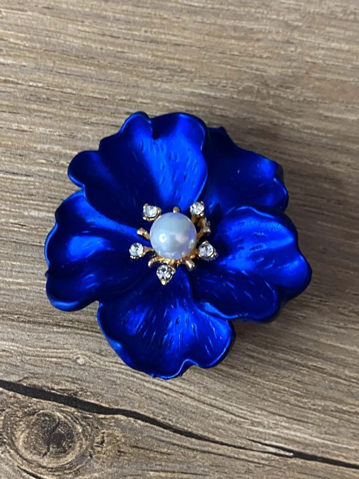 Broche fleur émaillé rétro - photo numéro 3