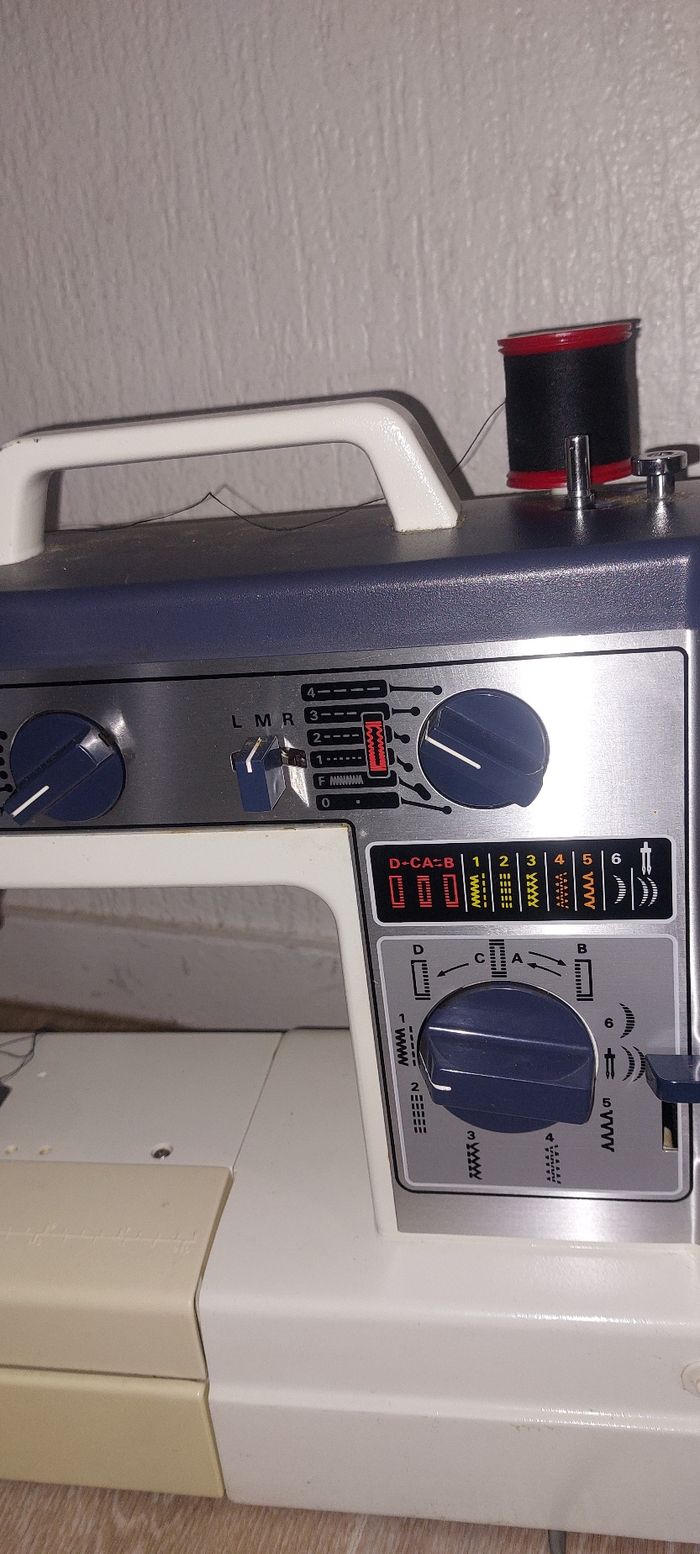 Machine à coudre brother - photo numéro 3