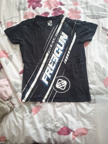 T-shirts freegun 14 ans