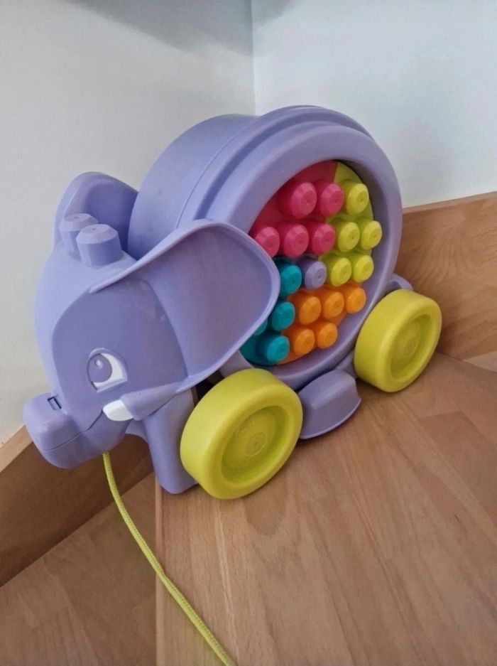 🪀Éléphant à tirer - photo numéro 2