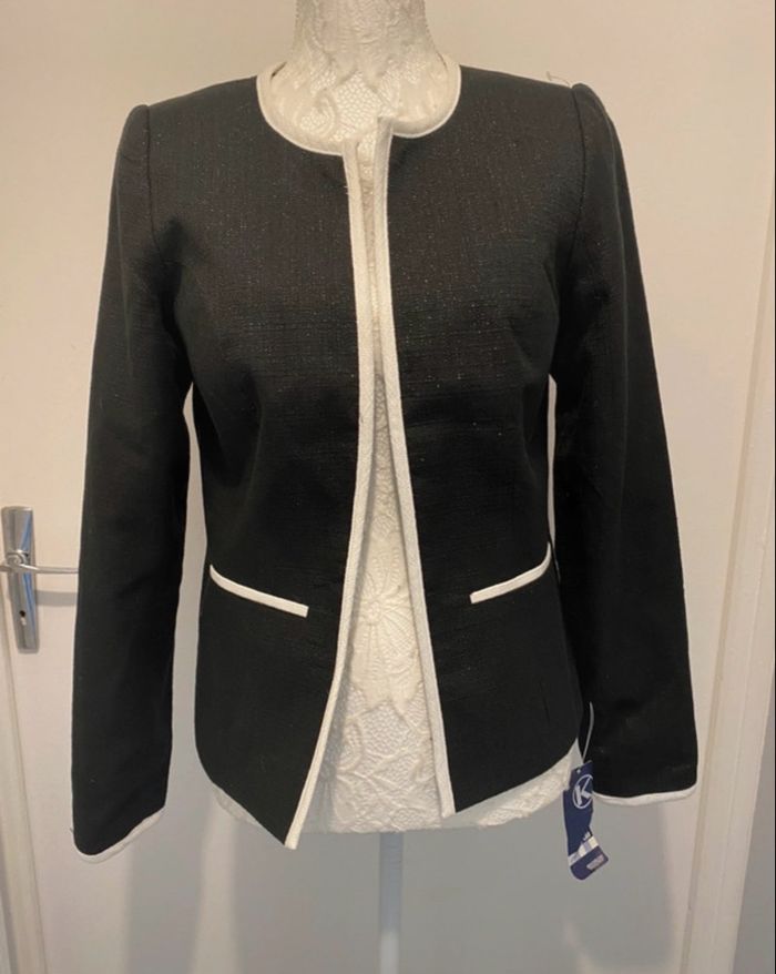 Veste blazer kiabi neuf Taille 36 - photo numéro 1