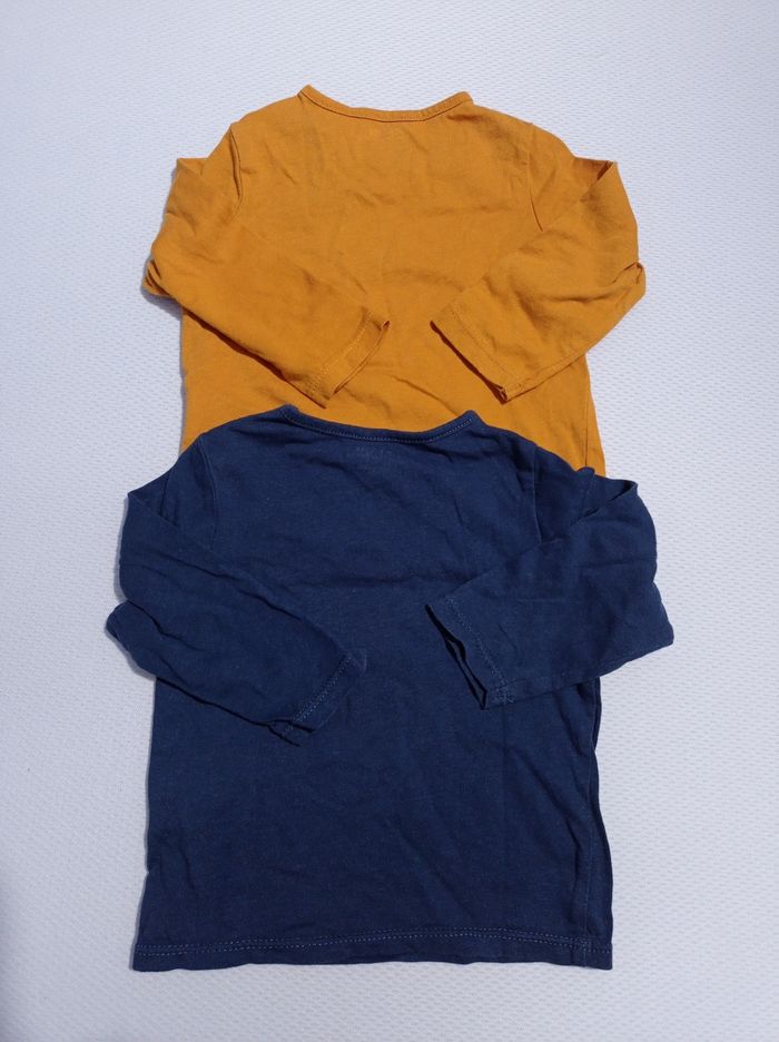 Lot 2 t-shirts manches longues 6 mois - photo numéro 3