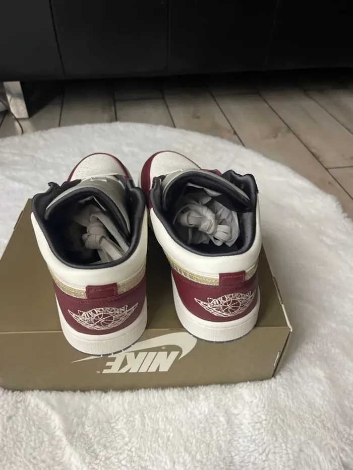 Basket Jordan 1 low se cny - photo numéro 4