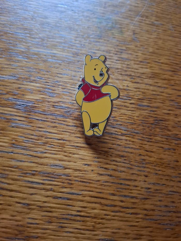 Pins disney
