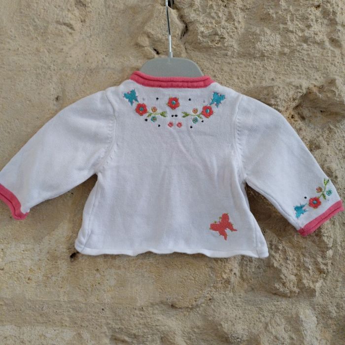 Gilet brodé fille 3 mois - photo numéro 6