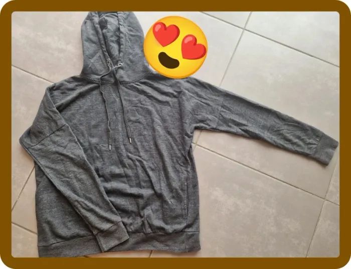 Sweet à capuche femme