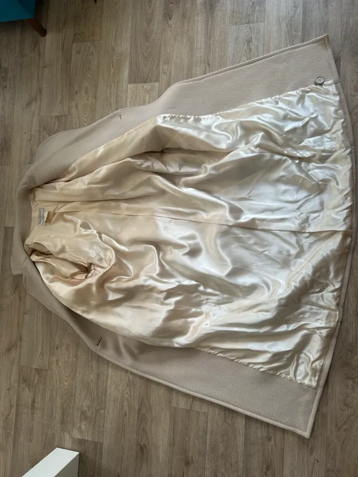 Yves Saint-Laurent, variations manteau, caban beige, crème - photo numéro 10