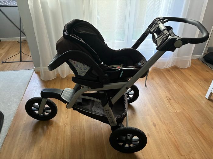 Poussette chicco activ3 - photo numéro 2